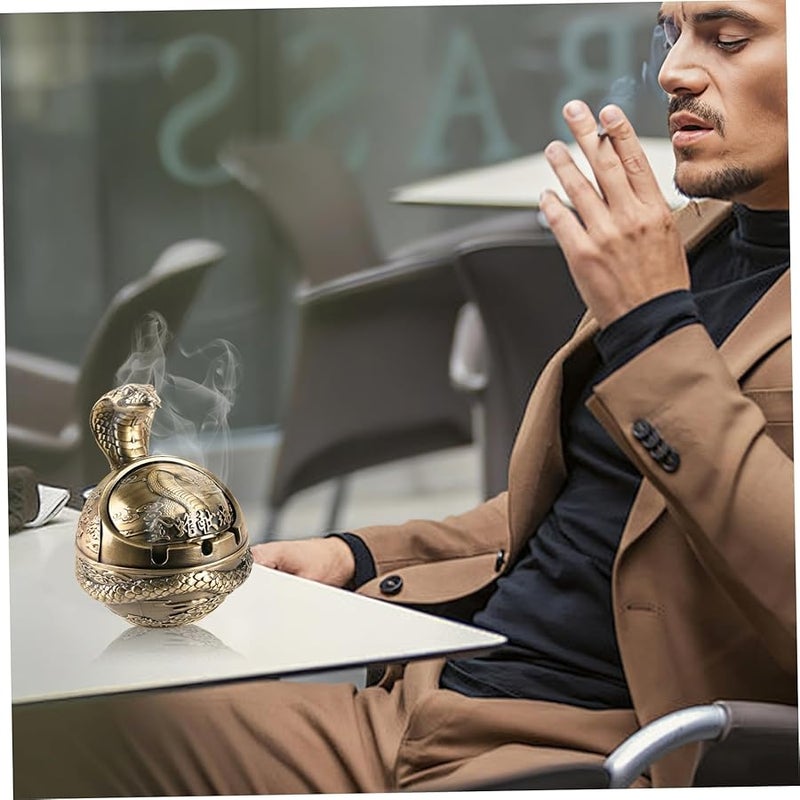 صحن رماد معدني كلاسيكي مقاوم للرياح بغطاء، بتصميم منحوت على شكل ثعبان، صغير الحجم ومحمول لسجائر السيجار - Image 4